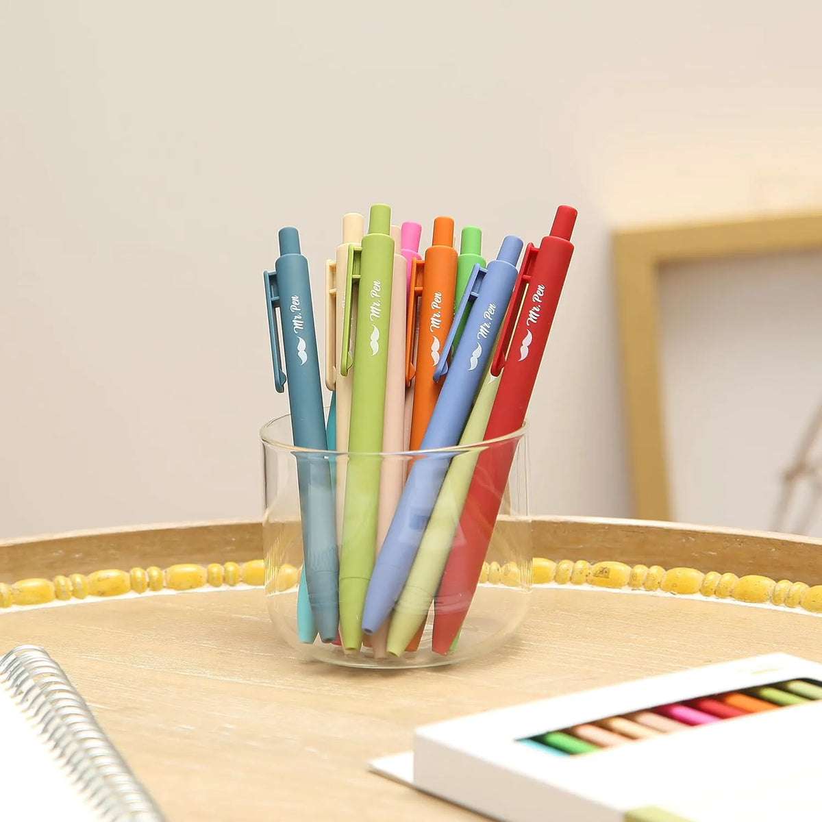 Retractable Gel Pens 12-Pack: Cute Design, Colored Ink, Quick-Dry, Fine Point 0.7mm