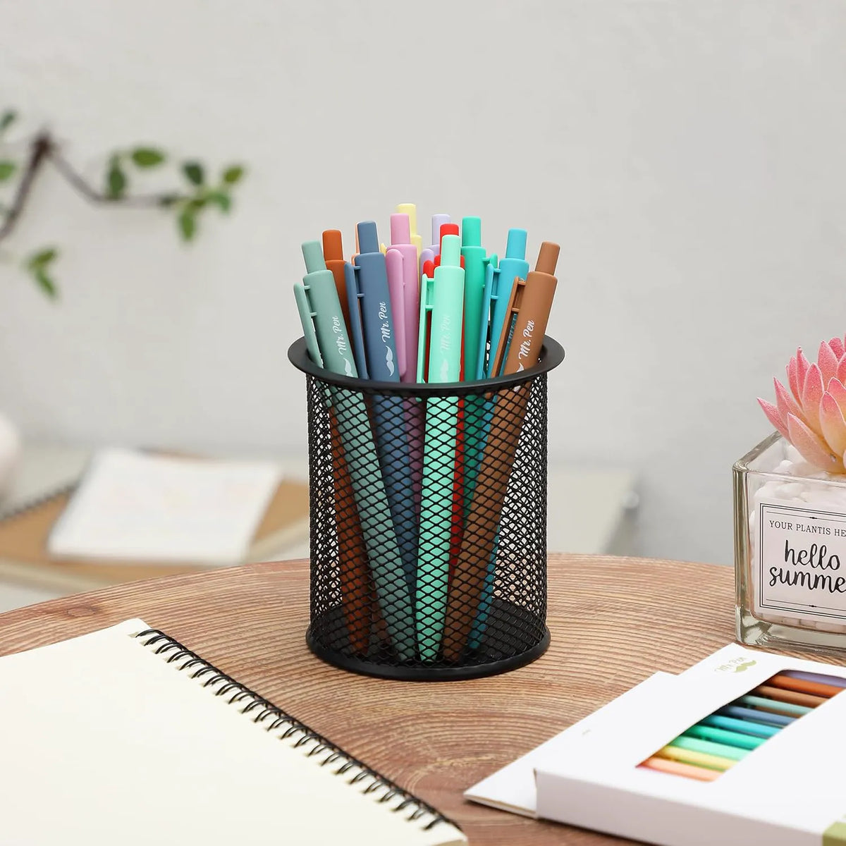 Retractable Gel Pens 12-Pack: Cute Design, Colored Ink, Quick-Dry, Fine Point 0.7mm